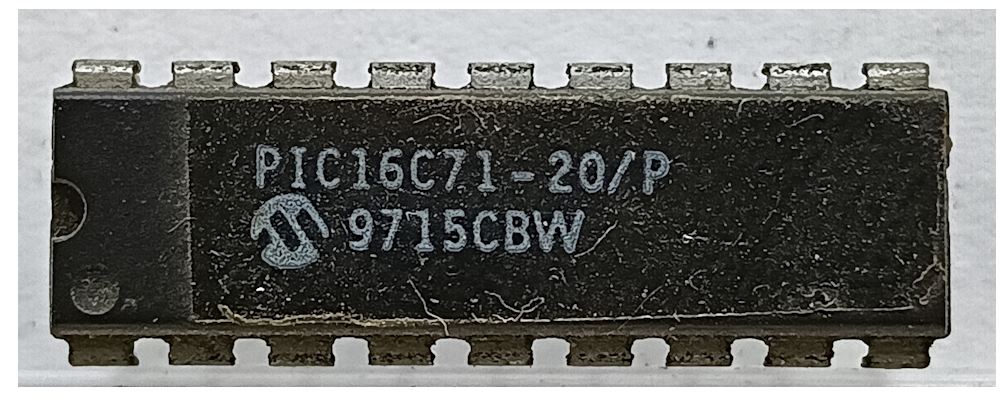 PIC16C71-20/P Microcontroller IC –  8-Bit PIC MCU with 2KB EPROM & 10-Bit ADC (DIP-18)