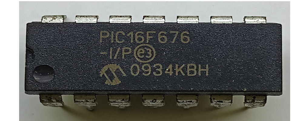 PIC16F676 Microcontroller IC –  8-Bit PIC MCU with 1.75KB Flash & 10-Bit ADC (DIP-14)