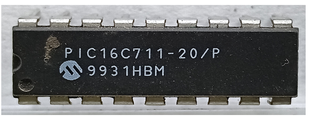 PIC16C711-20/P Microcontroller IC –  8-Bit PIC MCU with 2KB EPROM & 10-Bit ADC (DIP-18)